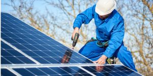 Installation Maintenance Panneaux Solaires Photovoltaïques à Saint-Martin-du-Var